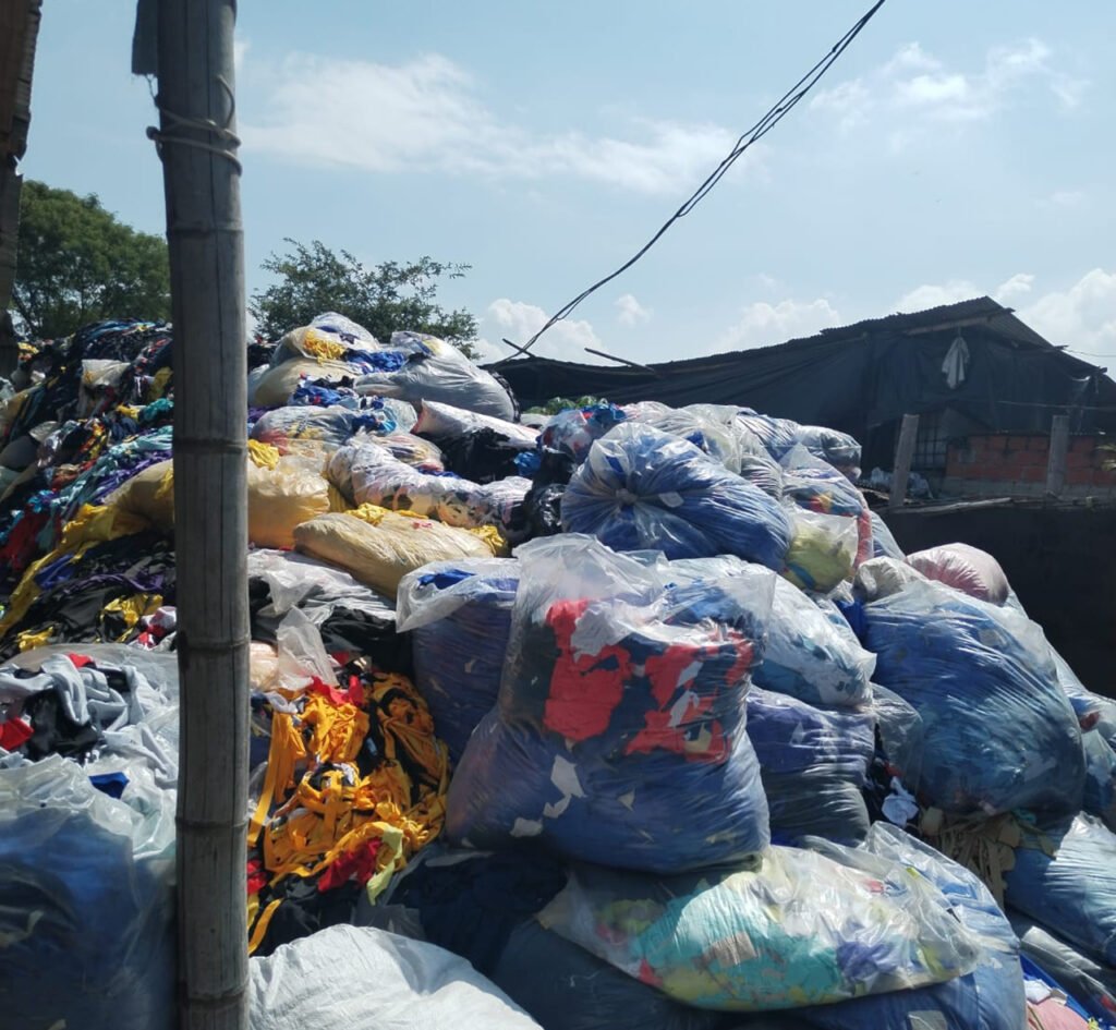 denuncia-ciudadana-continua-la-contaminacion-en-el-jarillon-de-cali-02