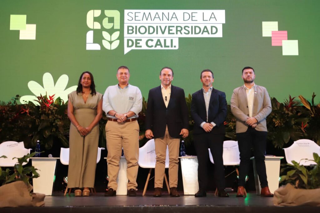 cali-presento-la-semana-de-la-biodiversidad-2025-02