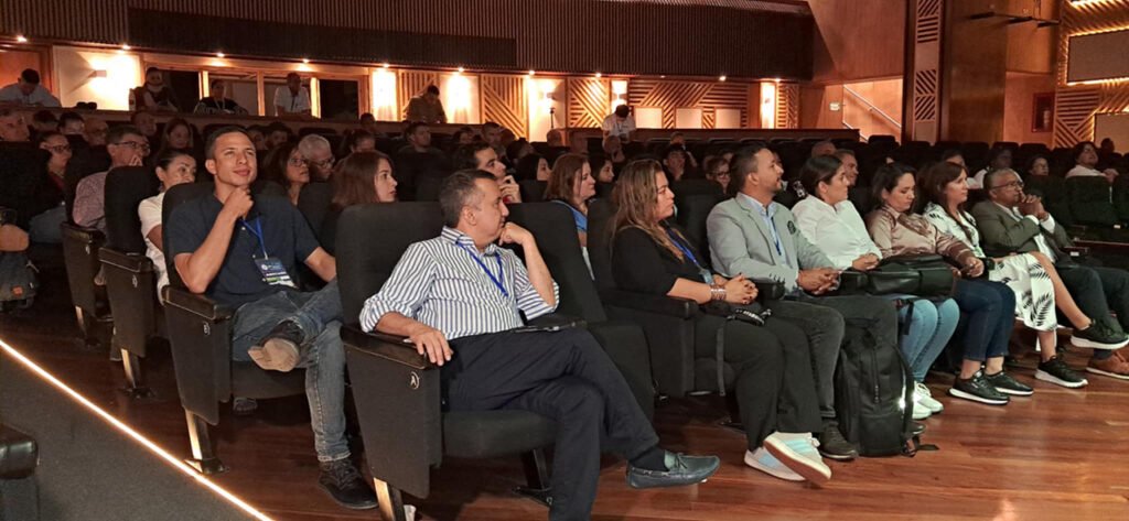 cerro-con-broche-de-oro-el-segundo-congreso-mipymes-multisectorial-2025-en-cali-04