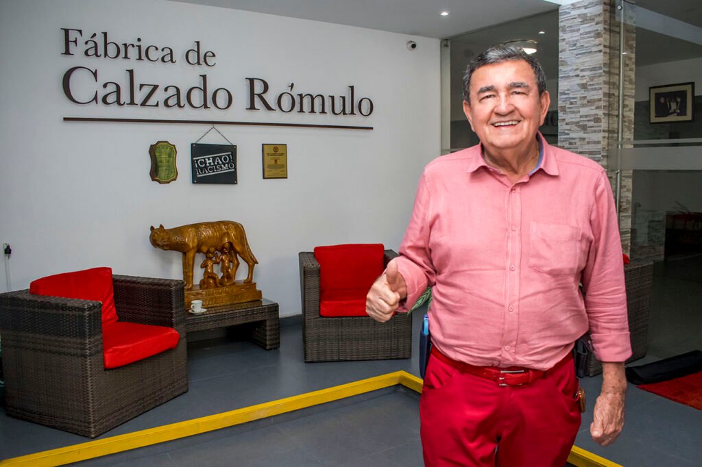 el-mejor-regalo-para-papa-esta-en-calzado-romulo-calidad-confort-y-elegancia-02
