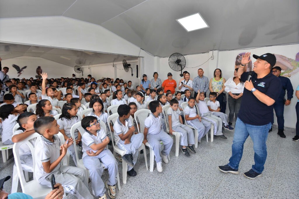 jornada-ambiental-liderada-por-la-cvc-fue-un-rotundo-exito-01