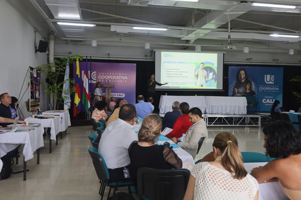 mas-de-100-empresarios-participaron-en-networking-multisectorial-en-la-universidad-cooperativa-de-colombia-04