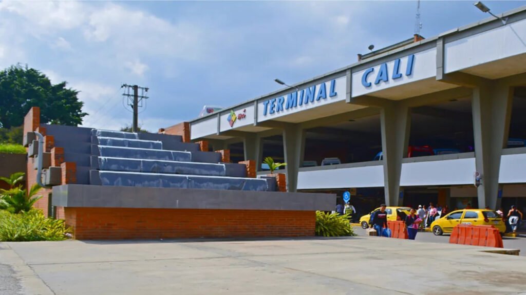 la-agencia-nacional-de-seguridad-vial-presenta-medidas-para-la-semana-de-receso-escolar-desde-la-terminal-de-cali-01