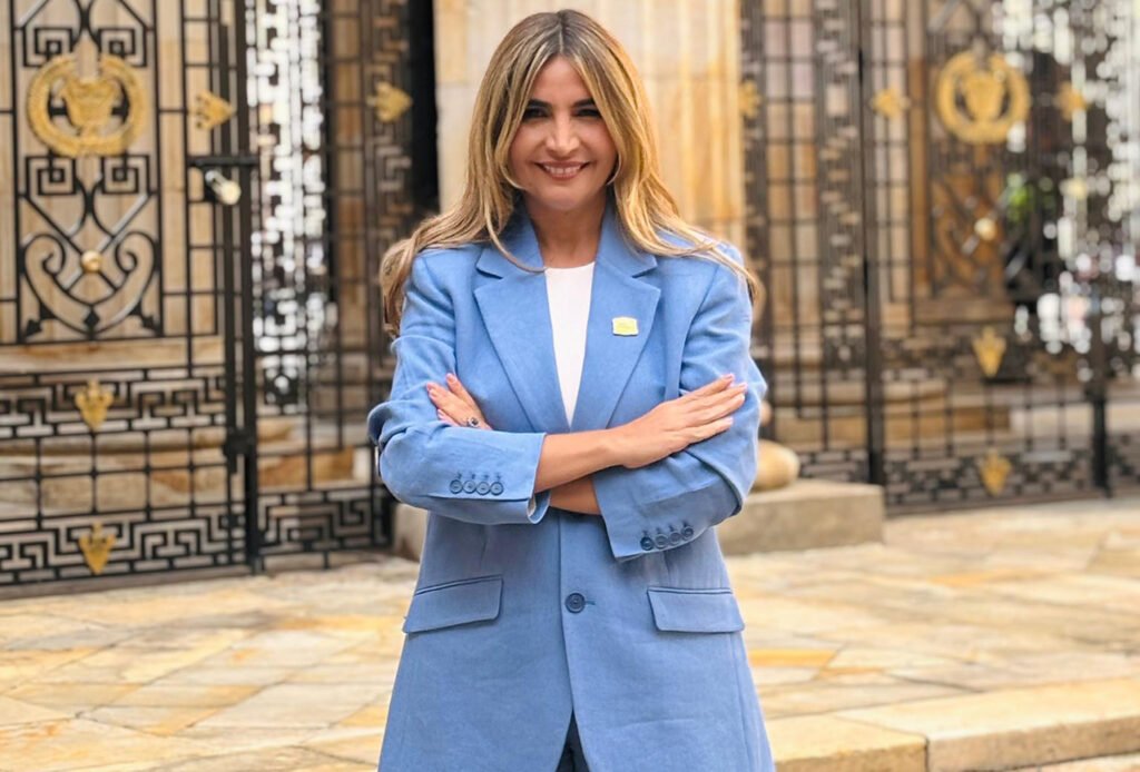 nadia-blel-acompano-la-inauguracion-de-la-sede-del-movimiento-juntos-podemos-todo-liderado-por-marlon-cubillos-en-cali-03