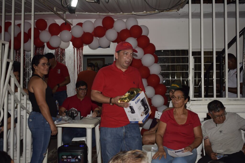 bingo-familiar-fortalecio-la-integracion-comunitaria-en-el-rodeo-comuna-12-de-cali-03