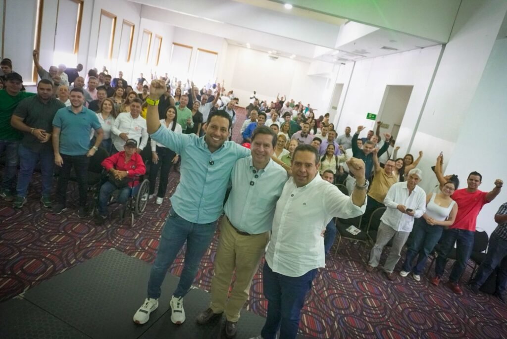 julian-lopez-tenorio-se-suma-a-juan-fernando-cristo-y-sacude-el-panorama-politico-en-el-valle-del-cauca-02