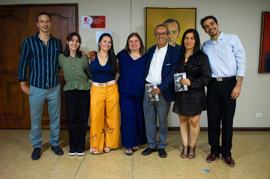 el-terror-llego-a-las-bibliotecas-publicas-de-cali-03
