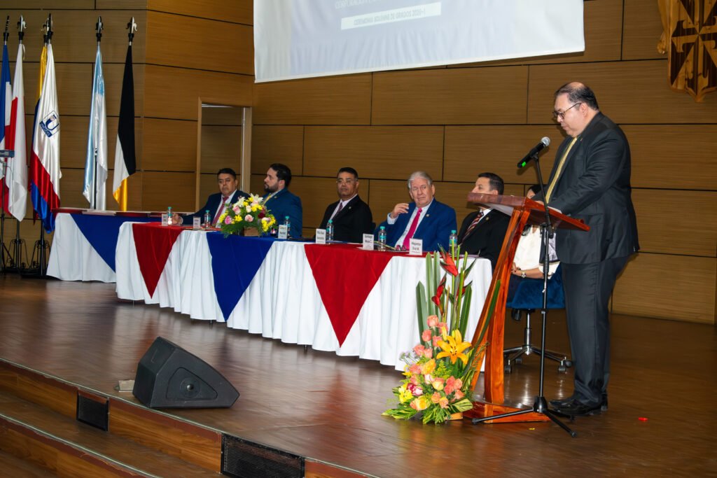 unicuces-graduo-a-141-nuevos-profesionales-que-fortaleceran-el-desarrollo-de-la-region-02