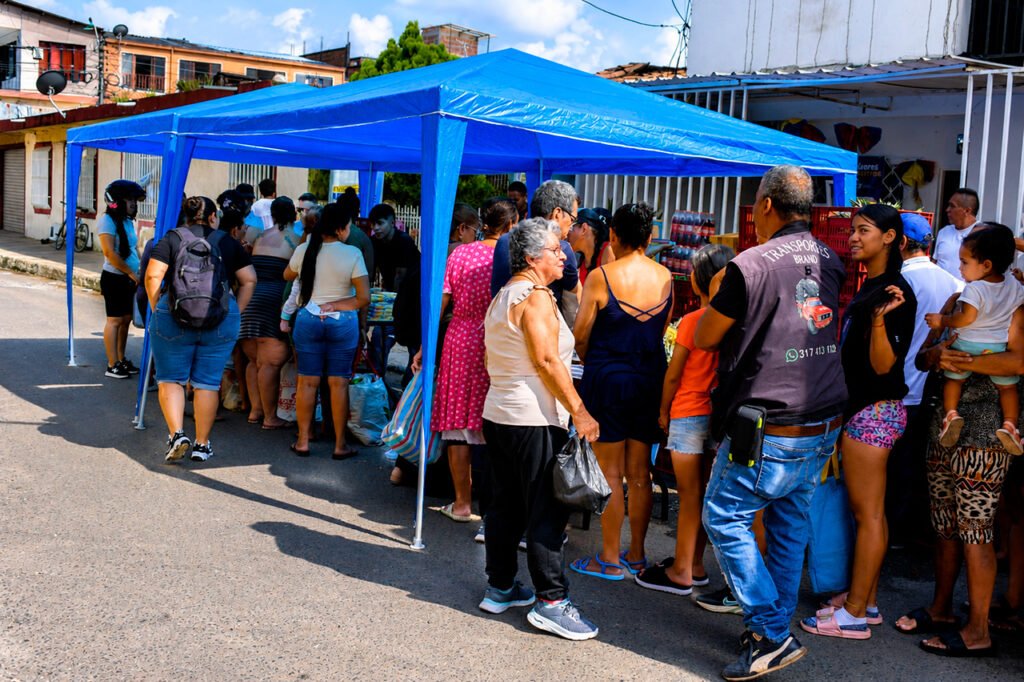 la-fundacion-social-mi-gente-y-el-banco-de-alimentos-de-cali-continuan-combatiendo-el-hambre-con-mercados-solidarios-02