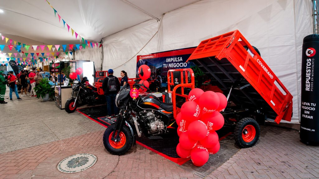 con-una-espectacular-pasarela-expocentro-cali-2026-dio-inicio-a-su-octava-edicion-01