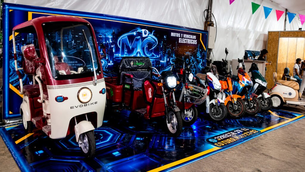 con-una-espectacular-pasarela-expocentro-cali-2026-dio-inicio-a-su-octava-edicion-03