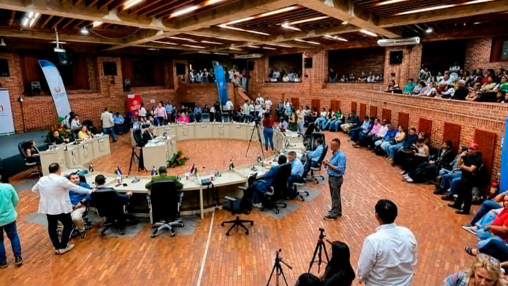 nuevo-estatuto-tributario-aprobado-en-el-concejo-traera-beneficios-para-los-calenos-01