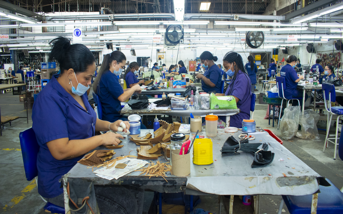 Calzado Rómulo vive el segundo día sin IVA calzado-romulo-vive-el-segundo-dia-sin-iva-02
