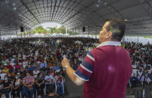 Roberto Ortiz, presentó a sus dos candidatos al Congreso roberto-ortiz-presento-sus-dos-candidatos-al-congreso-01
