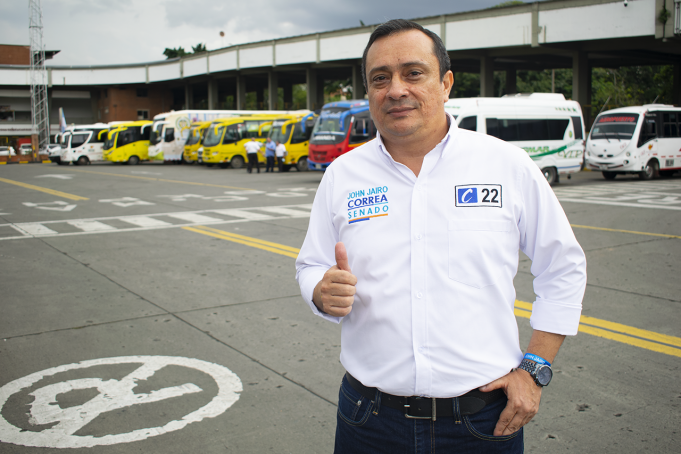 El senador de los transportadores el-senador-de-los-transportadores-01