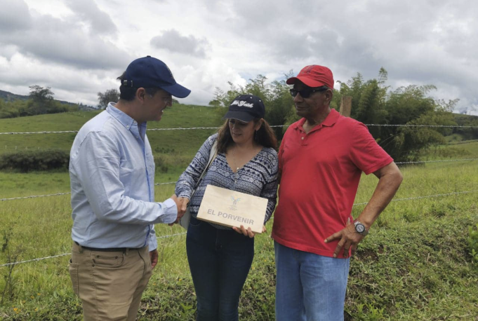 Con predios de extinción de dominio avanza restitución de tierras en el Valle del Cauca con-predios-en-extincion-de-dominio-avanza-restitucion-de-tierras-en-valle-del-cauca-01