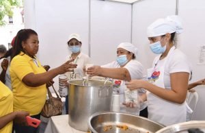 Cali reconoce el trabajo de los gestores en los comedores comunitarios cali-reconoce-el-trabajo-de-los-gestores-en-los-comedores-comunitarios-01