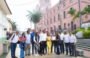 Con la ruta de la gratitud, senadora recorrió el Valle del Cauca con-la-ruta-de-la-gratitud-senadora-recorrio-el-valle-del-cauca-01