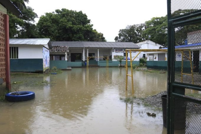 Plan integral de atención de desastres ante fuerte ola invernal, propone diputado Mario Germán Fernández de Soto plan-integral-de-atencion-de-desastres-ante-fuerte-ola-invernal-propone-diputado-mario-german-fernandez-de-soto-04