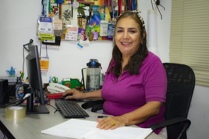 Comunicadora Social, amante de las aves y el Valle del Cauca, cumple 30 años al servicio del departamento comunicadora-social-amante-de-las-aves-y-el-valle-del-cauca-cumple-30-años-al-servicio-del-departamento-01