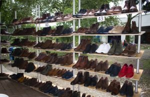 Madrúguele a la navidad, comprando en CalzaCosto madruguele-a-la-navidad-comprando-en-calzacosto-01