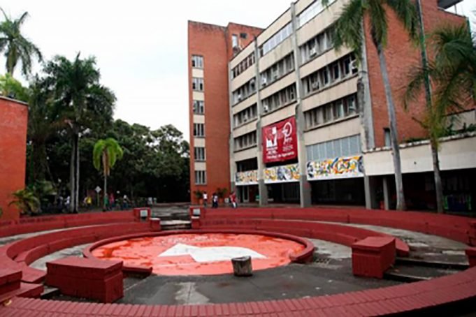 Para acceder a uno de los 50 cupos por pregrado en la Universidad del Valle, se inscriben 6 mil personas, afirmó diputado del Valle para-acceder-a-uno-de-los-50-cupos-por-pregrado-en-la-universidad-del-Valle-se-inscriben-6-mil-personas-afirmo-diputado-del-valle-01