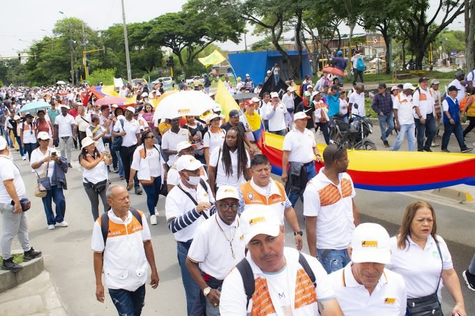 La USE marchó en apoyo a las reformas del gobierno de Gustavo Petro la-use-marcho-en-apoyo-a-las-reformas-del-gobierno-de-gustavo-petro-03