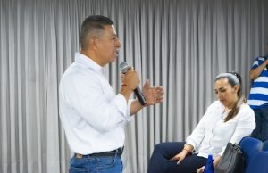 El «camellador» que defiende la Reforma Laboral el-camellador-que-defiende-la-reforma-laboral-06