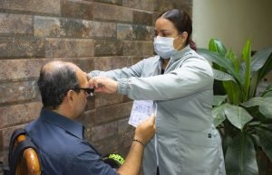 Habitantes de Santa Mónica Popular, recibieron jornada de salud visual habitantes-de-santa-monica-popular-recibieron-jornada-de-salud-visual-03
