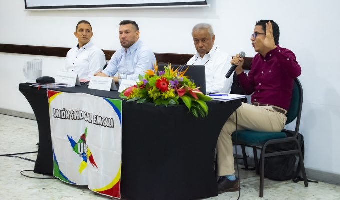 Sindicatos de Emcali, proponen que el alumbrado público sea prestado por la misma empresa, EMCALI sindicatos-de-emcali-proponen-que-el-alumbrado-publico-sea-prestado-por-la-misma-empresa-emcali-01