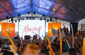 Más de dos mil personas acompañaron a Moncayo en Buga mas-de-dos-mil-personas-acompañaron-a-moncayo-en-buga-03