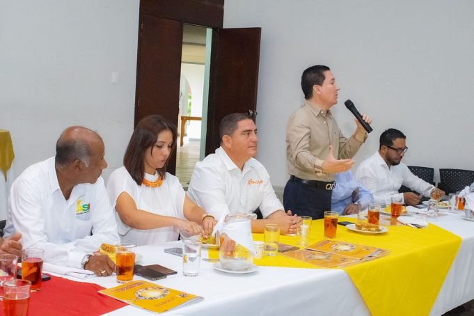 Pasión por Buga y la ASI adhirieron a la campaña de Mario Germán Fernández de Soto pasion-por-buga-y-la-asi-adhirieron-a-la-campaña-de-mario-german-nernandez-de-soto-01