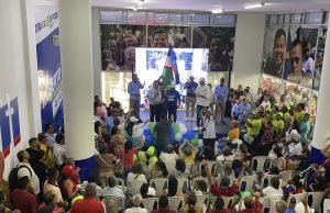 Roberto Ortiz abre su sede de campaña para mostrar que otra Cali sí es posible roberto-ortiz-abre-su-sede-de-campaña-para-demostrar-que-otra-cali-si-es-posible-01