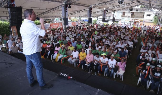 Multitudinario evento ratifica respaldo de la ASI al abogado Andrés Felipe Moncayo multitudinario-evento-ratifica-respaldo-de-la-asi-al-abogado-andres-felipe-moncayo-01
