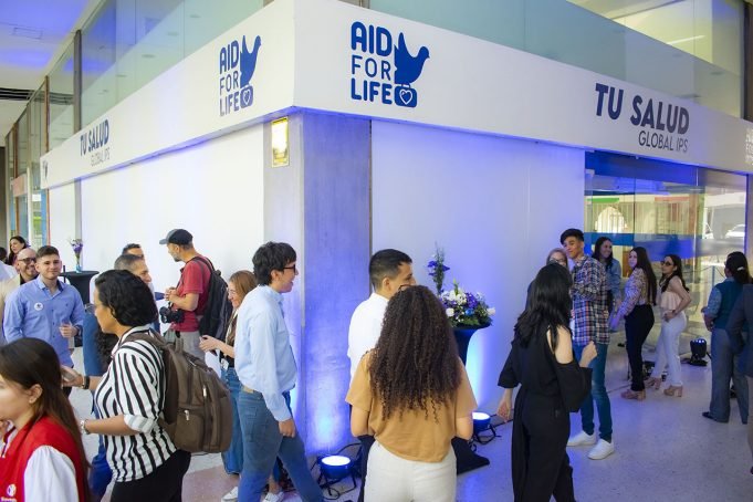 AID FOR AIDS Colombia abre la primera IPS especializada en la atención a la comunidad LGTBIQ+ en Colombia aid-for-aids-colombia-abre-la-primera-ips-especializada-en-la-atencion-a-la-comunidad-lgtbi-+-en-colombia-01