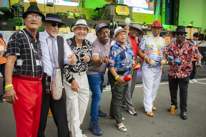 Encuentro de Melómanos y Coleccionistas’ prendió luces en la Feria #66 de Cali encuentro-de-melomanos-y-coleccionistas-prendio-luces-en-la-feria-66-de-cali-03