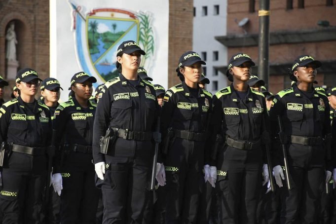 Vallecaucanos reciben con esperanza la llegada de 500 policías para Cali y el Valle vallecaucanos-reciben-con-esperanza-la-llegada-de-500-policias-para-cali-y-el-valle-02