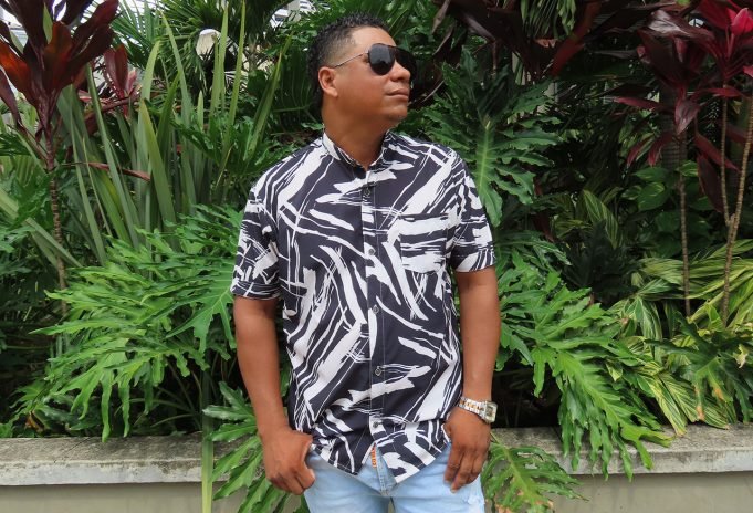 «El ángel de la música popular» el-angel-de-la-musica-popular-01