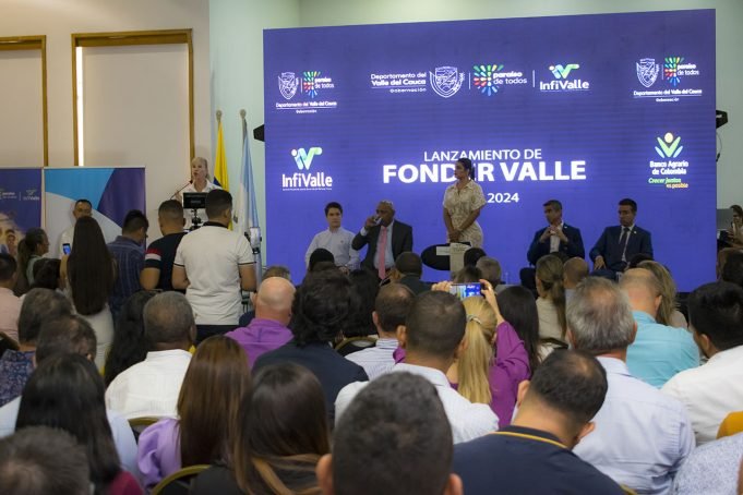 ¡Chao ‘gota a gota’! Gobernadora Dilian Francisca, presentó Fonder Valle. chao-gota-a-gota-gobernadora-dilian-francisca-presento-fonder-valle-04