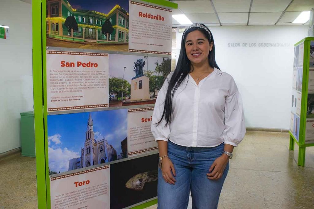 inciva-inauguro-la-exposicion-patrimonios-vallecaucanos-multiples-miradas-en-la-gobernacion-del-valle-03