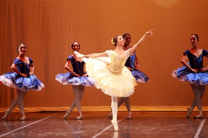 INCOLBALLET llevó su oferta institucional a Pradera. incolballet-llevo-su-oferta-institucional-a-pradera-03