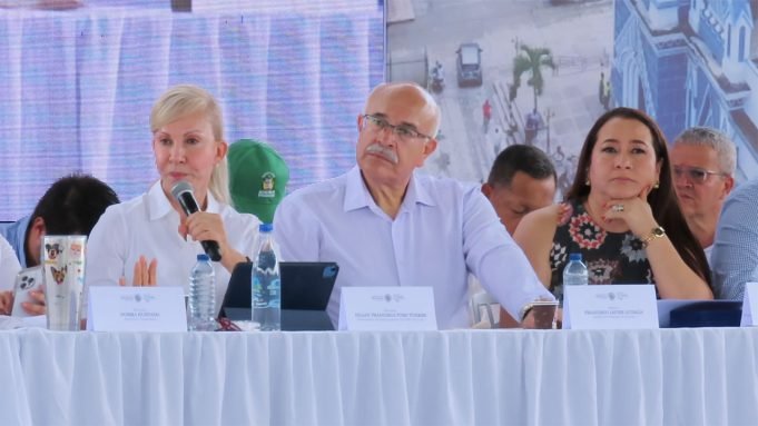 Positivo balance del conversatorio ciudadano de la gobernación del Valle en Pradera positivo-balance-del-conversatorio-de-la-gobernacion-del-valle-en-pradera-04