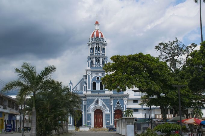 Alcalde del municipio dulce del Valle invita a vivir la fiesta del futbol en paz alcalde-del-municipio-dulce-del-valle-invita-a-vivir-la-fiesta-del-futbol-en-paz-01