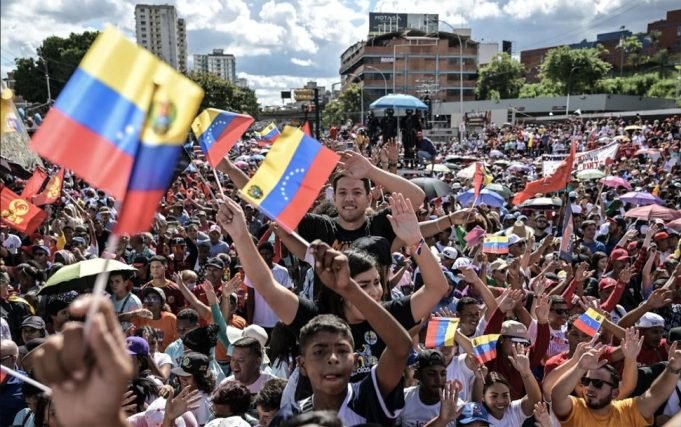 Venezolanos elegirán nuevo presidente para los próximos seis años venezolanos-elegiran-nuevo-presidente-para-los-proximos-seis-anos-01