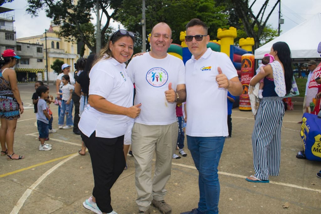 jornada-de-literatura-infantil-y-recreacion-en-el-parque-obrero-un-exito-para-la-comunidad-07