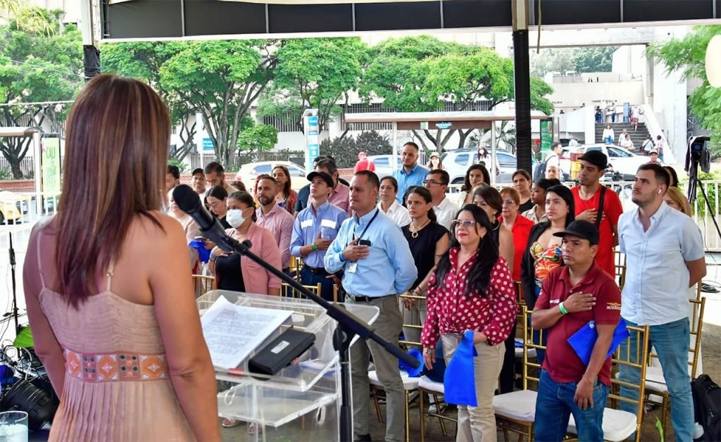 alcaldía de cali-impulsa-participacion-comunitaria-en-procesos-de-contratacion-publica-02