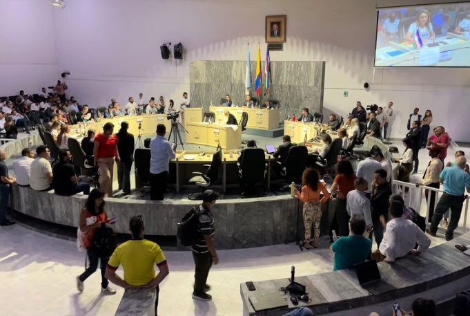 Concejal del Pacto Histórico votó no por Empréstito de 3.5 billones de pesos para Cali. concejal-del-pacto-historico-voto-no-por-emprestito-de-3-5-billones-de-pesos-para-cali-01