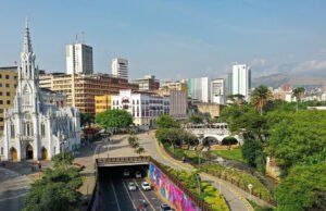 Alcalde de Cali presenta propuesta de Predial Social y 15% de descuento por pronto pago alcalde-de-cali-presenta-propuesta-de-predial-social-y-15%-de-descuento-por-pronto-pago-01