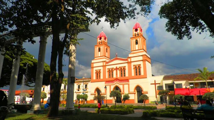 Alcalde de Florida participó en el CIPRAT en Pradera para fortalecer la seguridad y el desarrollo social alcalde-de-florida-participo-en-el-ciprat-en-pradera-para-fortalecer-la-seguridad-y-el-desarrollo-social-01
