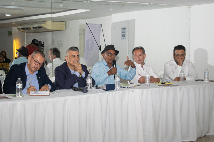 Lanzamiento del libro: “La Unidad de la Izquierda y el Progresismo en Colombia” lanzamiento-del-libro-la-unidad-de-la-izquierda-y-el-progresismo-en-colombia-01